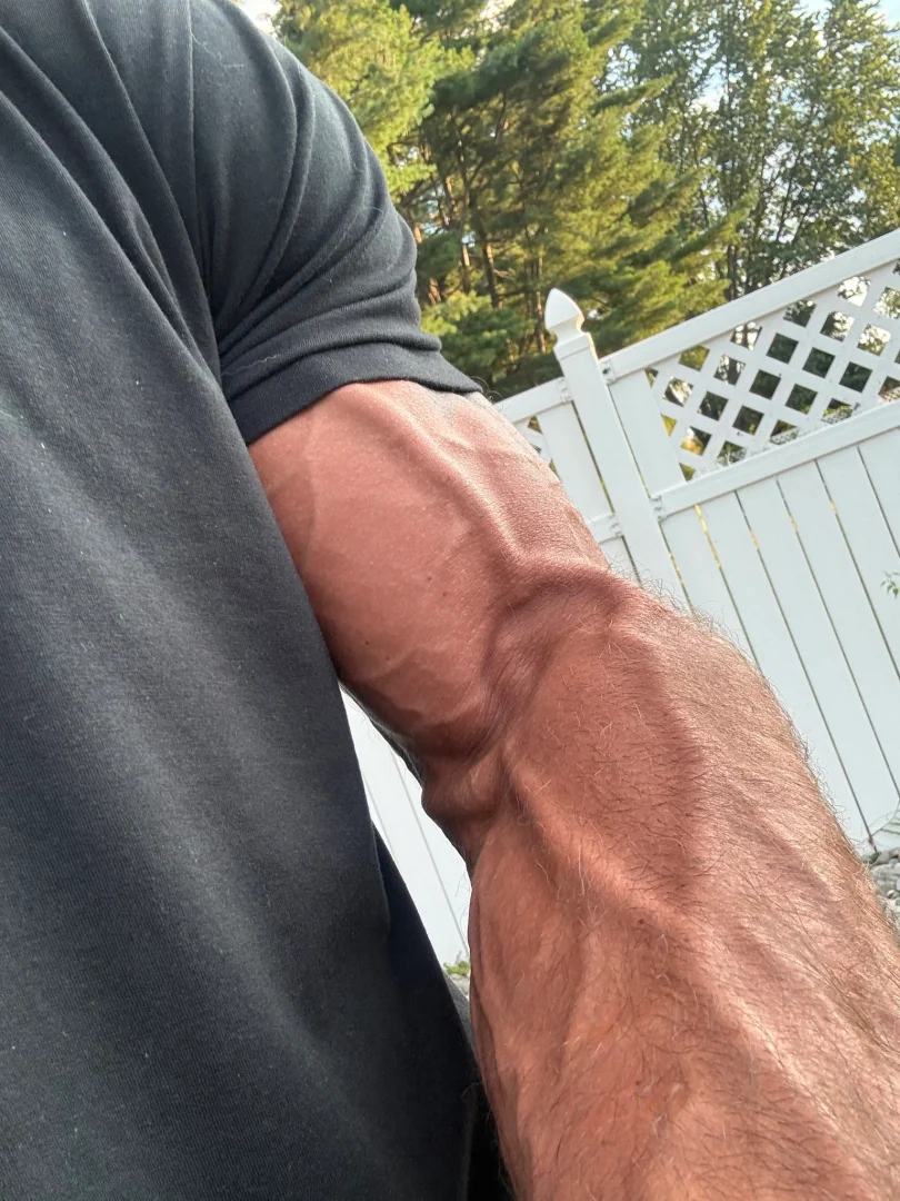 Arm pump